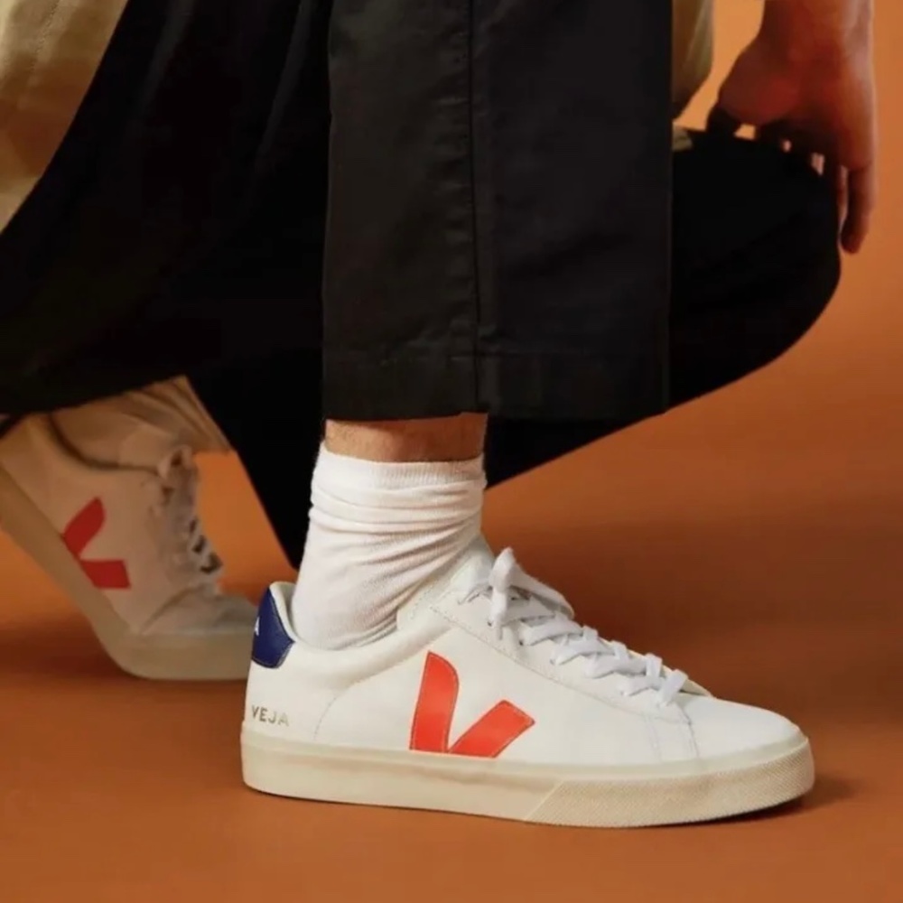Veja leather sneakers  38 US 7 unisex